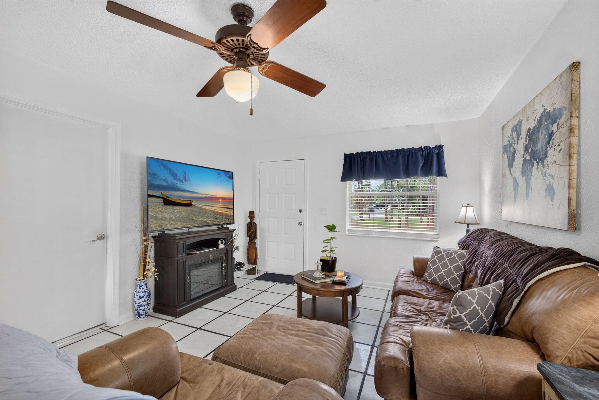 MLS listing photo 5