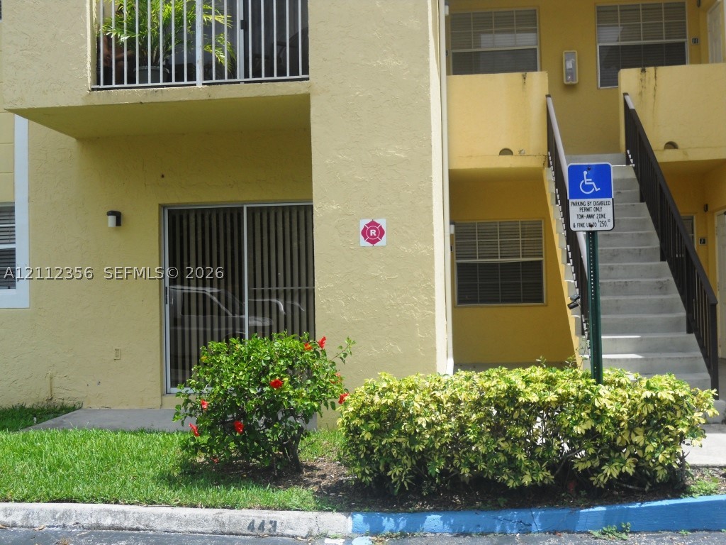 Pembroke Pines photo 3