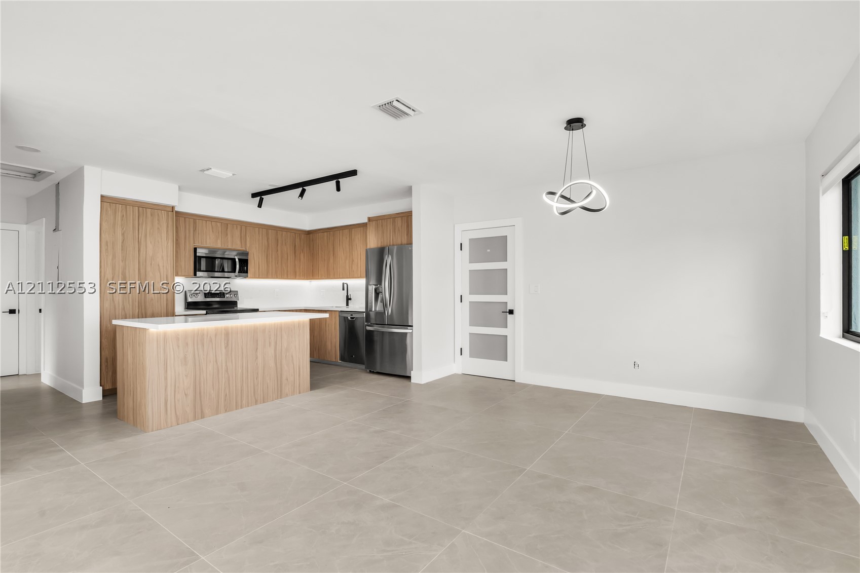North Miami Beach photo 4