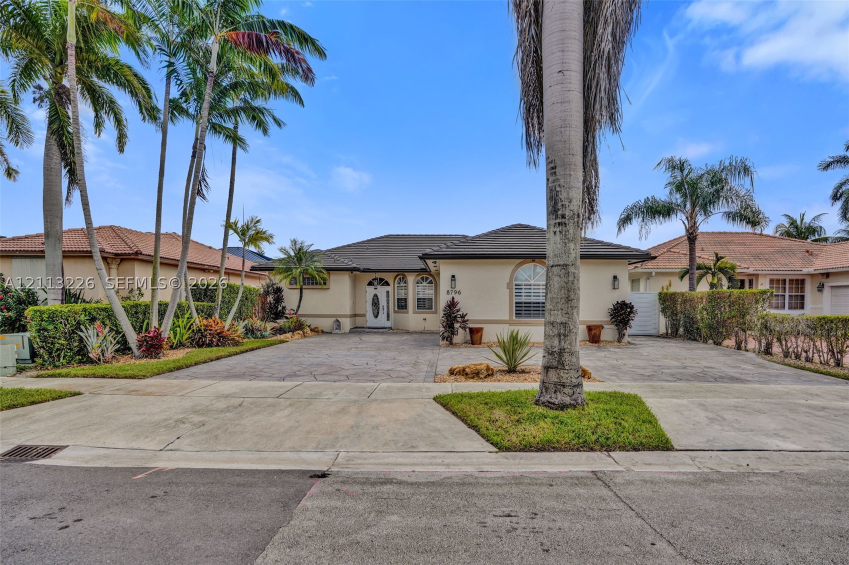 Miami Lakes photo 2