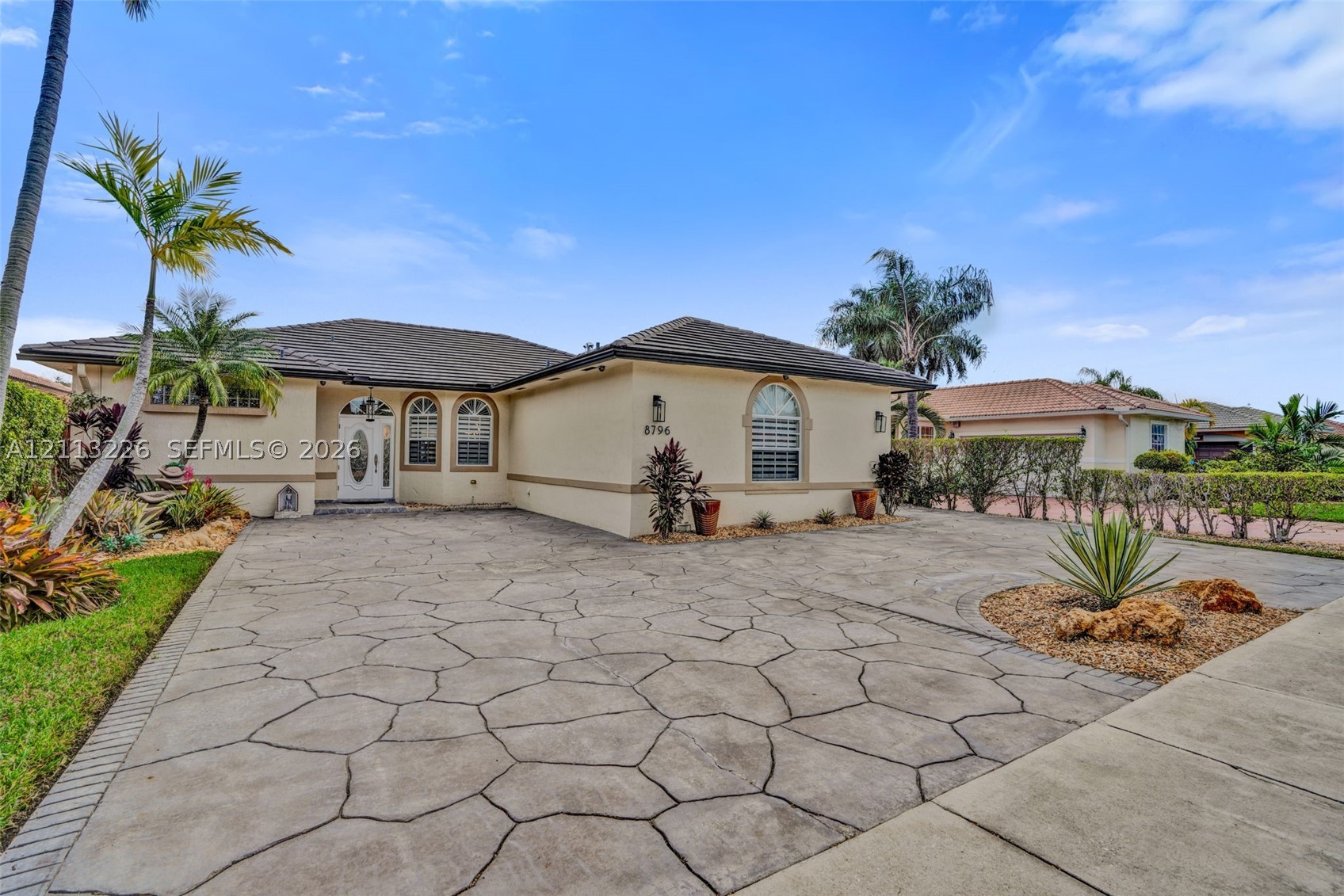 Miami Lakes photo 4