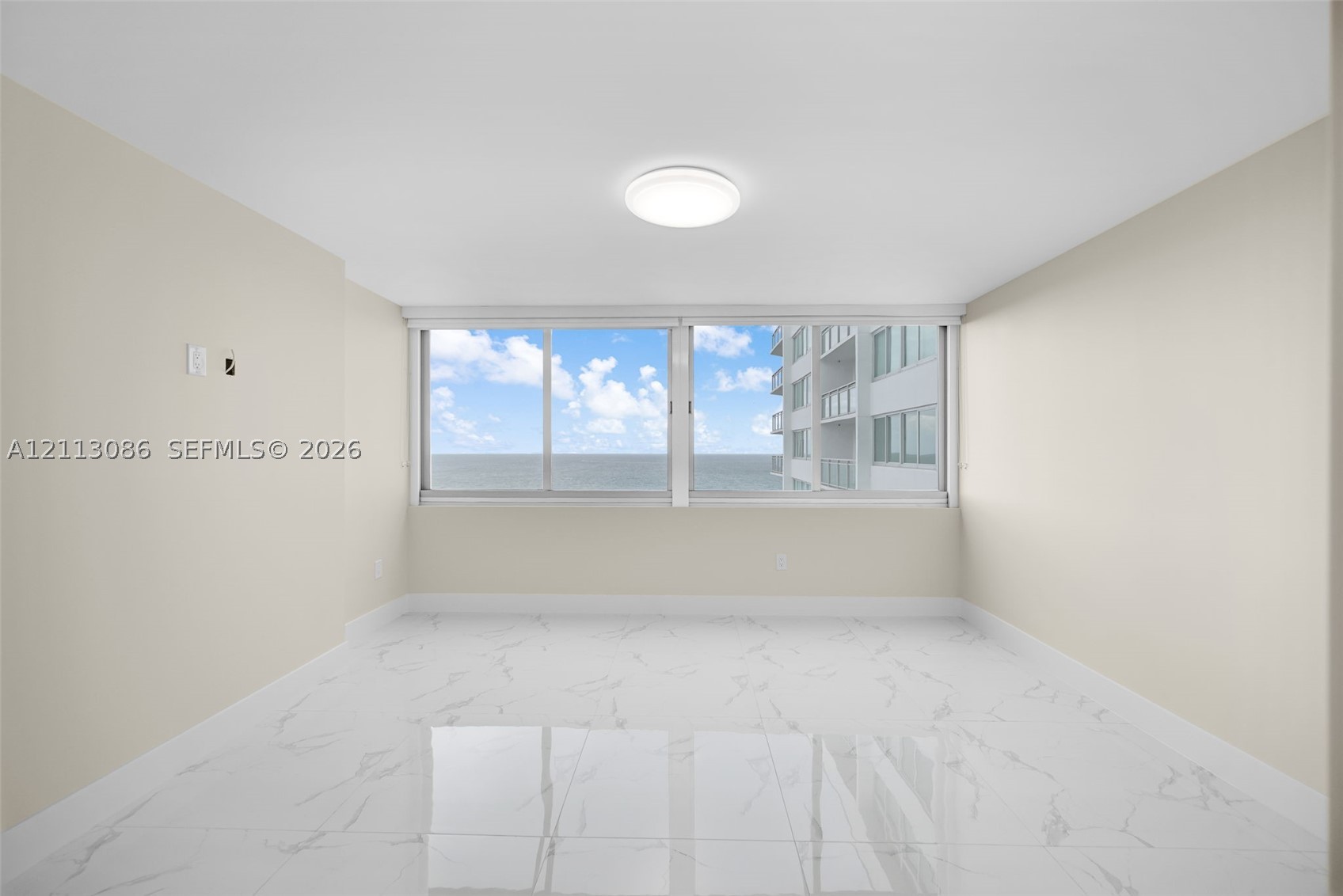 Miami Beach photo 2