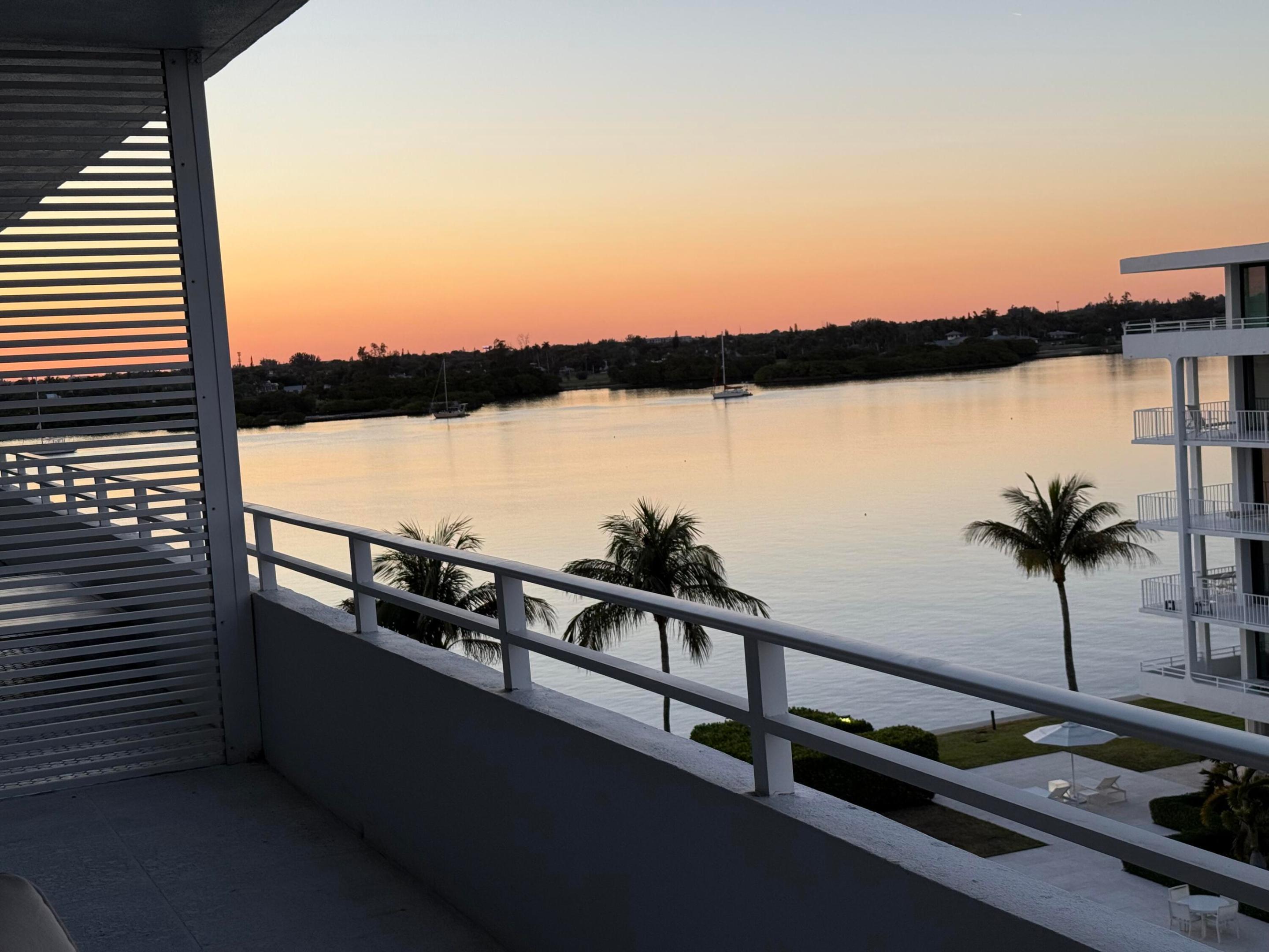 Palm Beach photo 5