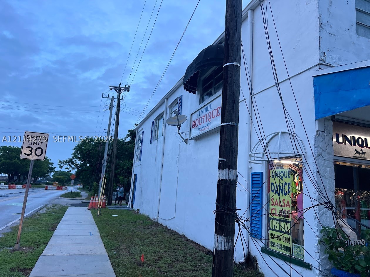 Pembroke Pines photo 5