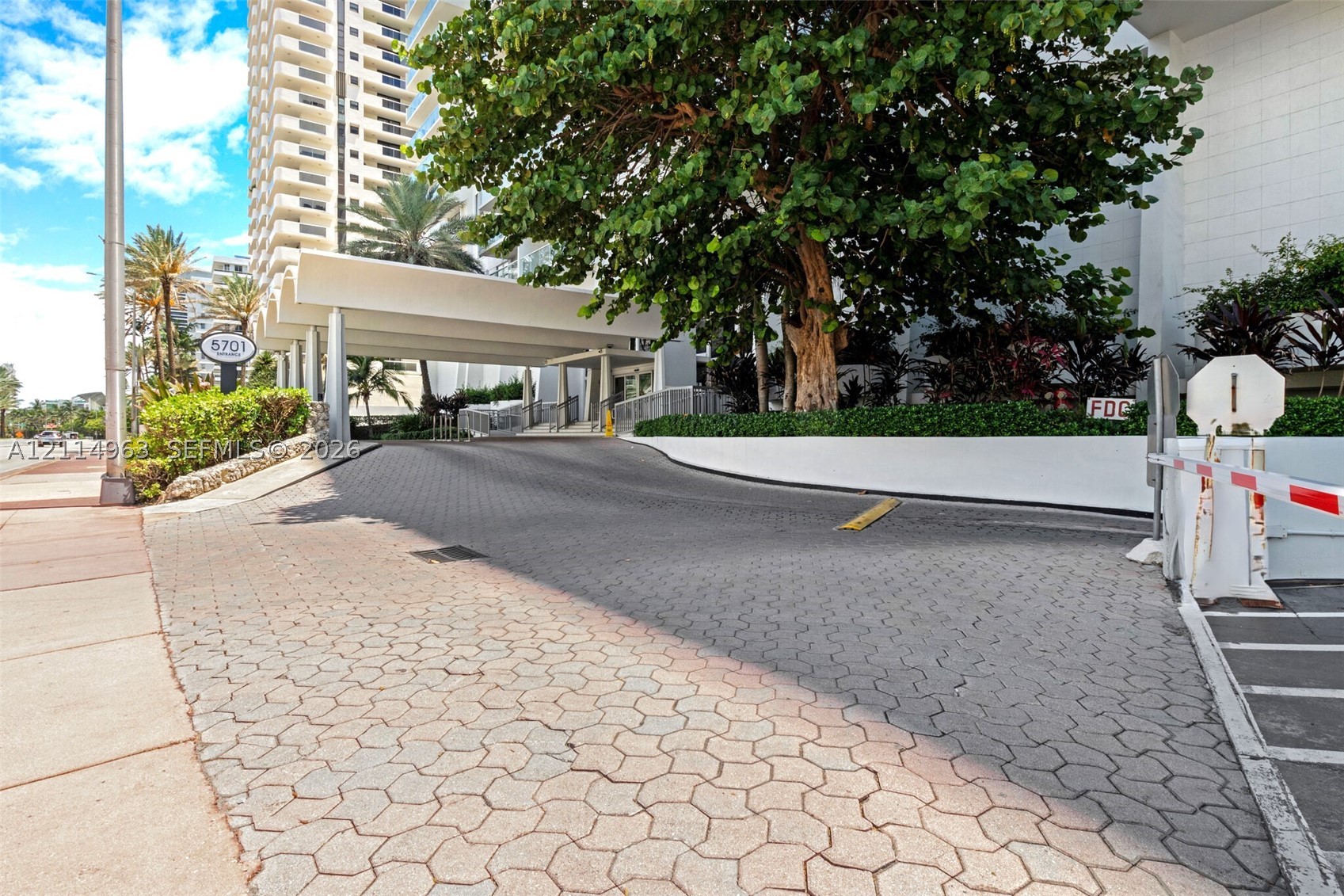 Miami Beach photo 2