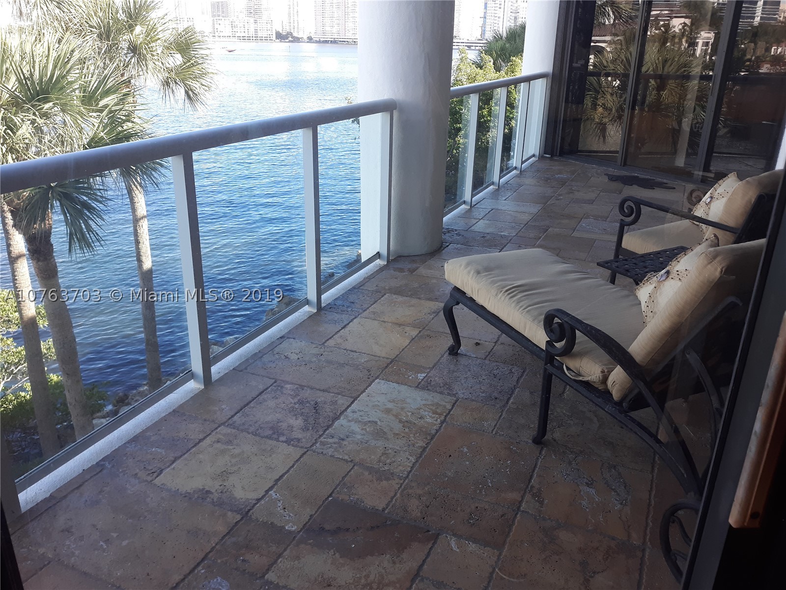 Aventura photo 3
