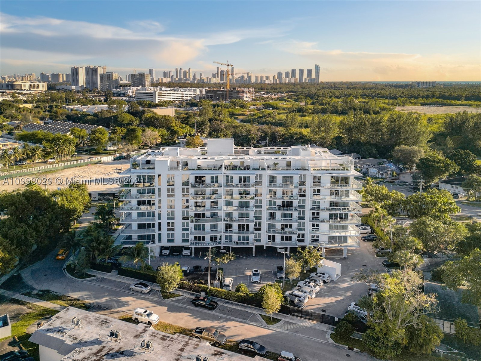 North Miami Beach photo 2