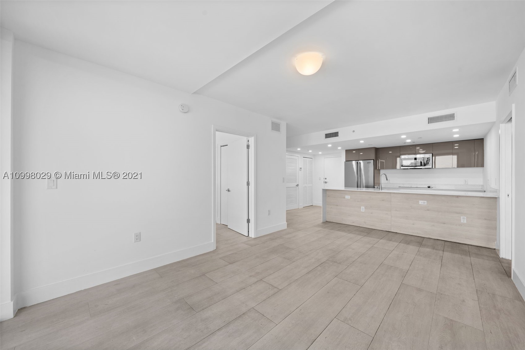 North Miami Beach photo 5